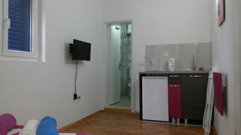 Apartmani Draskovic Petrovac Exterior photo